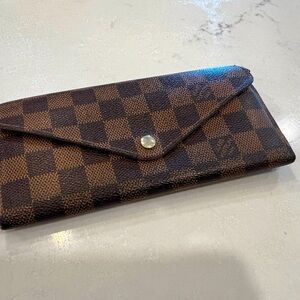 AUTHENTIC LOUIS VUITTON WALLET